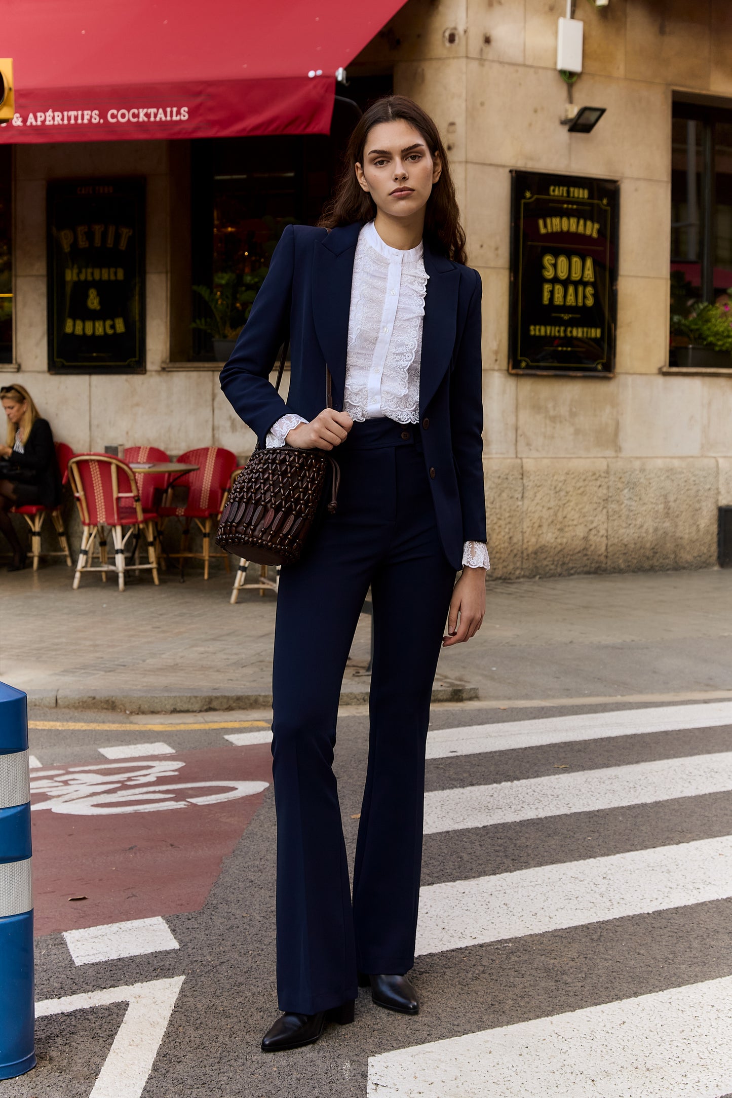 NAVY BLUE BLAZER