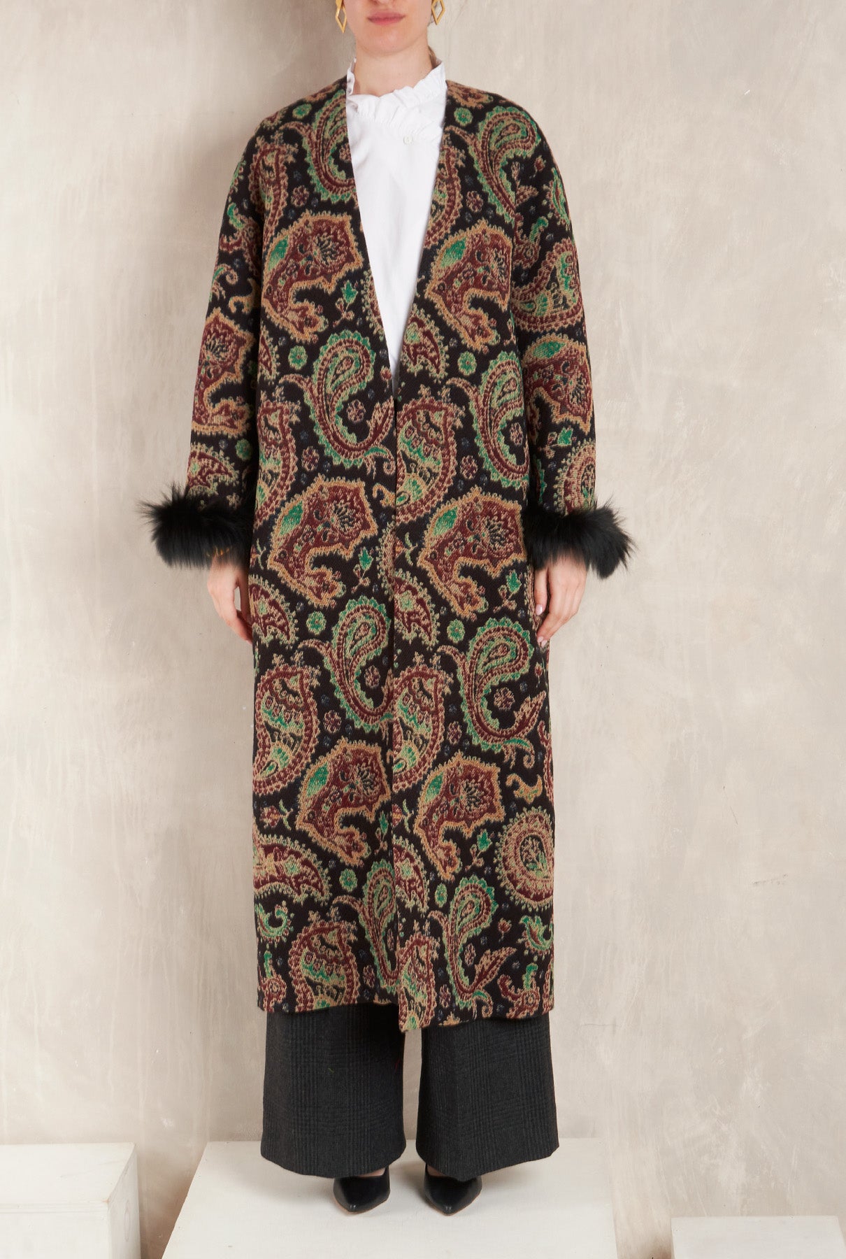 PAISLEY BLACK COAT